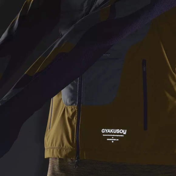 NikeLab Gyakusou Shield Women’s Jacket - Picture 4 of 8